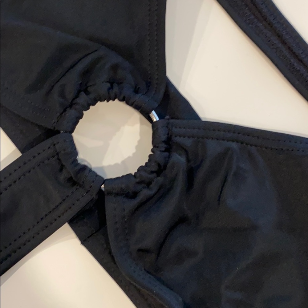 Bathing suit - Picture 2 of 3